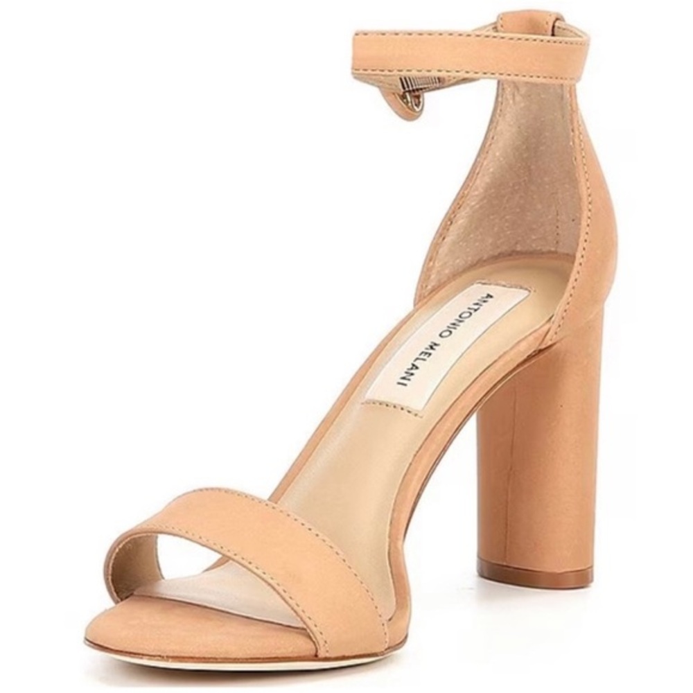 NWT‎ Carolinne Nubuck Leather Ankle Strap Heels size 10